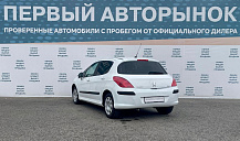Peugeot 308, 2010г., передний привод, механика