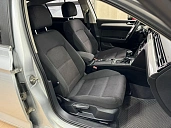 Volkswagen Passat, 2015г., передний привод, робот