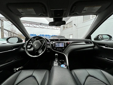 Toyota Camry, 2019г, передний привод, автомат