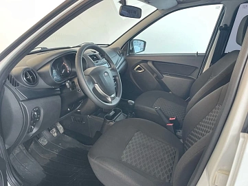 Lada (ВАЗ) Granta, 2022г, передний привод, механика