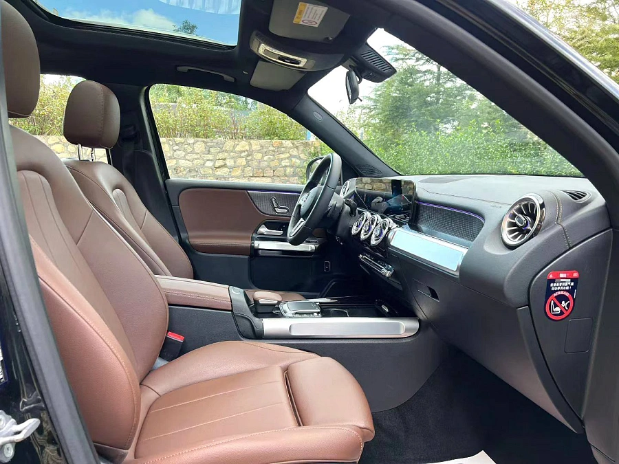 Mercedes-Benz GLB, 2021г., передний привод, робот