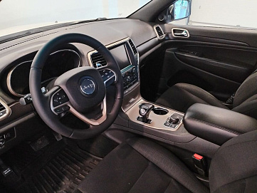 Jeep Grand Cherokee, 2013г, передний привод, автомат