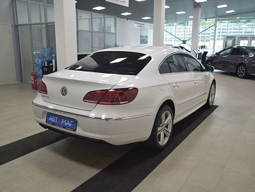 Volkswagen Passat CC, 2013г, передний привод, робот