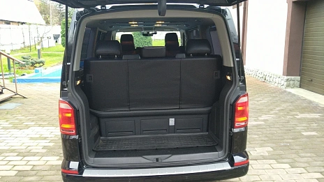 Volkswagen Multivan, 2017г, передний привод, робот