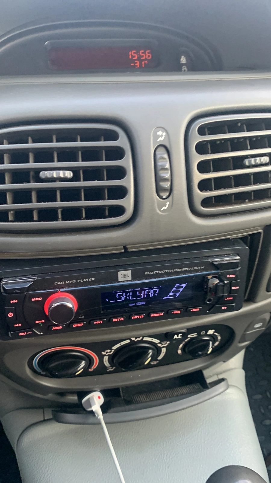 Renault Scenic, 2000г., передний привод, автомат