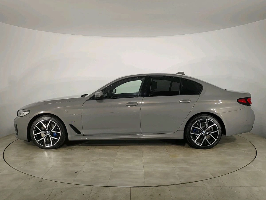 BMW 5 серии, 2020г., полный привод, автомат