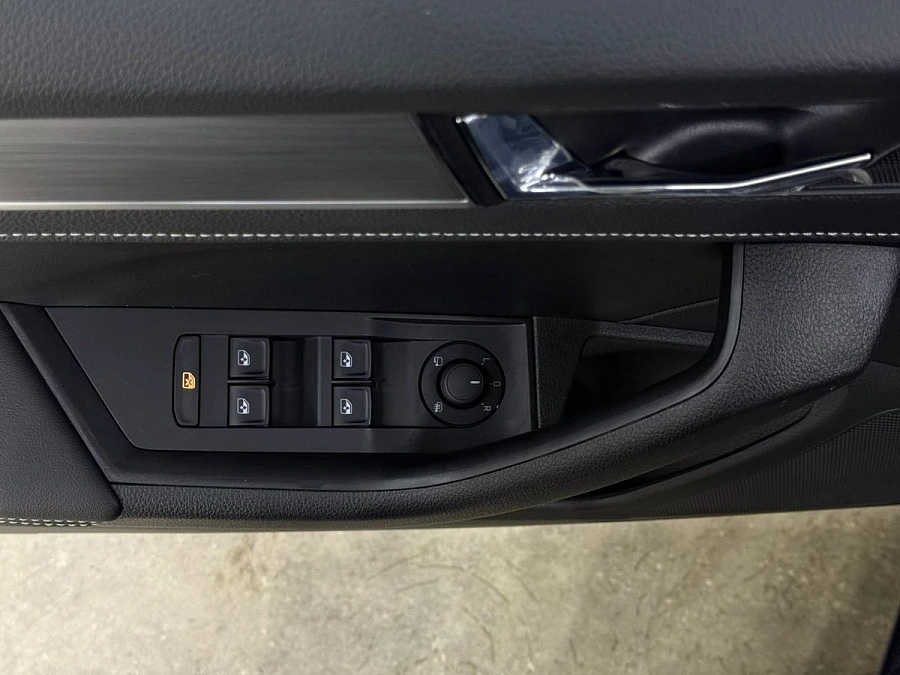 Skoda Superb, 2025г., передний привод, робот