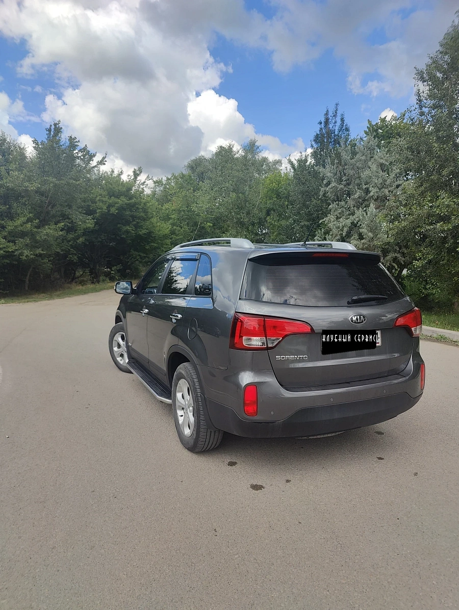 Kia Sorento, 2016г., полный привод, автомат