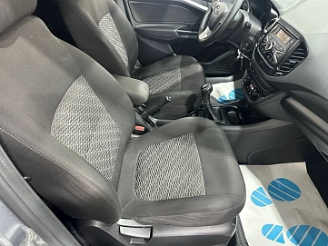 Lada (ВАЗ) Vesta, 2019г, передний привод, механика