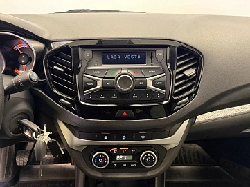 Lada (ВАЗ) Vesta, 2019г, передний привод, механика
