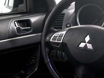 Mitsubishi Lancer, 2010г, передний привод, механика