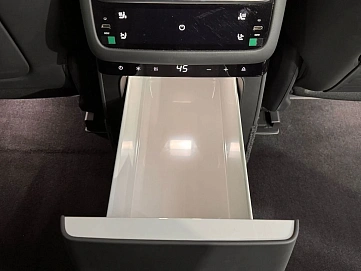 LiXiang L7, 2024г, полный привод, автомат