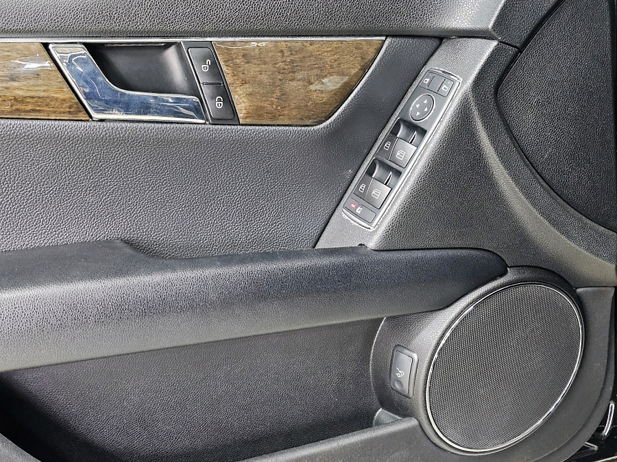Mercedes-Benz , 2007г., задний привод, автомат