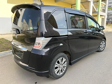 Honda Freed, 2012г, передний привод, вариатор