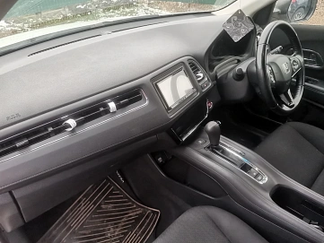 Honda Vezel, 2016г, передний привод, вариатор