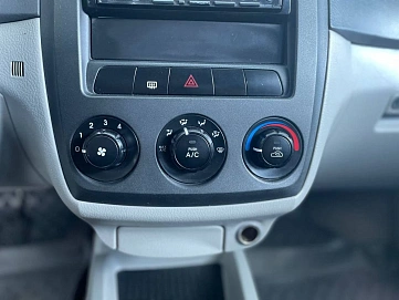 Kia Cerato, 2006г, передний привод, механика