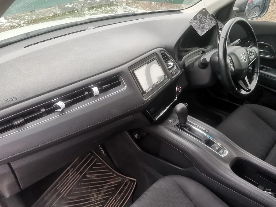 Honda Vezel, 2016г., передний привод, вариатор