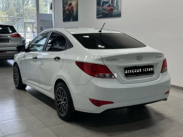 Hyundai Solaris, 2014г, передний привод, автомат