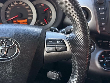 Toyota RAV4, 2011г., полный привод, вариатор