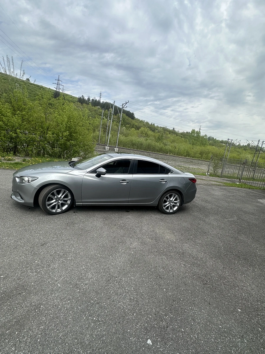 Mazda 6, 2014г., передний привод, автомат