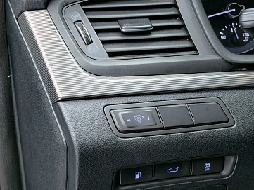 Hyundai Sonata, 2018г, передний привод, автомат