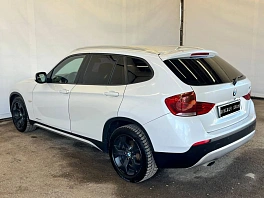 BMW X1, 2011г, полный привод, автомат