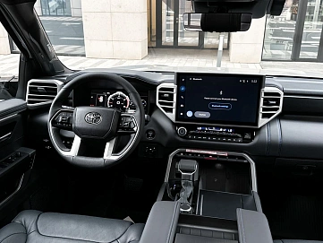 Toyota Sequoia, 2024г, полный привод, автомат