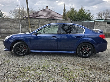 Subaru Legacy, 2011г., полный привод, вариатор