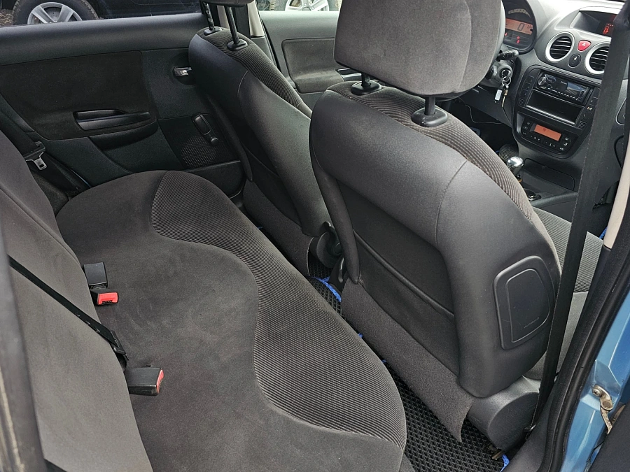 Citroen C3, 2006г., передний привод, робот