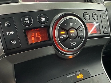 Toyota Verso, 2013г, передний привод, вариатор