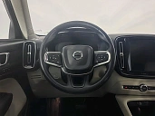 Volvo XC40, 2021г., полный привод, автомат