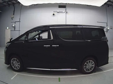 Toyota Vellfire, 2022г, передний привод, вариатор