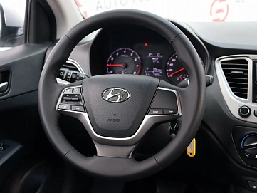 Hyundai Solaris, 2021г, передний привод, автомат