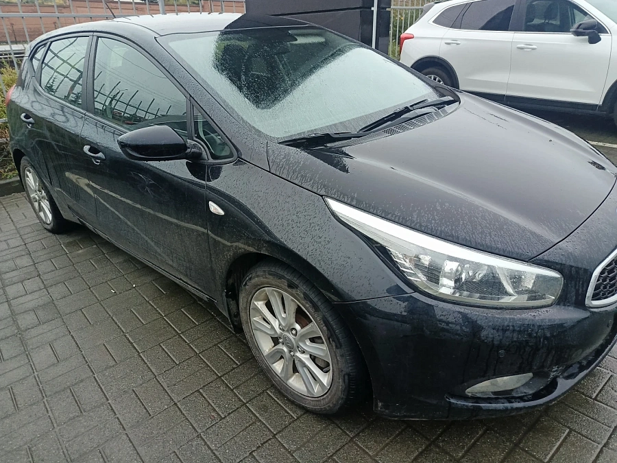 Kia Ceed, 2015г., передний привод, автомат
