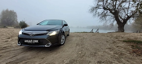 Toyota Camry, 2015г, передний привод, автомат