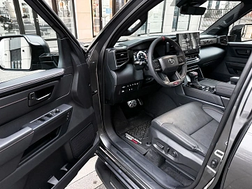 Toyota Sequoia, 2025г, полный привод, автомат