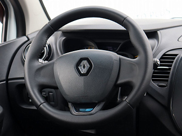 Renault Kaptur, 2016г, передний привод, механика