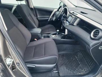 Toyota RAV4, 2014г, передний привод, вариатор