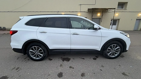 Hyundai Santa Fe, 2016г, полный привод, автомат