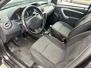 Renault Duster, 2014г, полный привод, механика