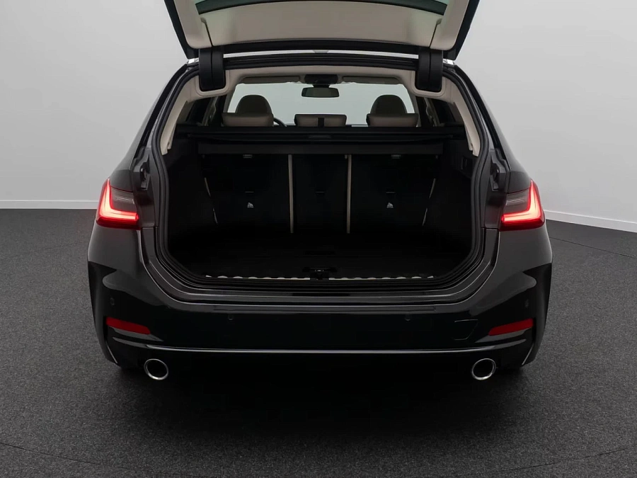 BMW 3 серии, 2022г., задний привод, автомат