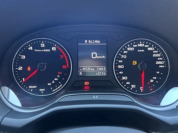 Audi Q2, 2021г, передний привод, робот