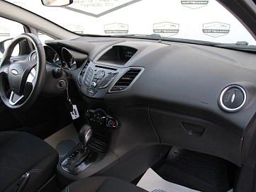 Ford Fiesta, 2016г, передний привод, робот