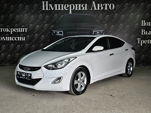 Hyundai Avante, 2011г, передний привод, автомат