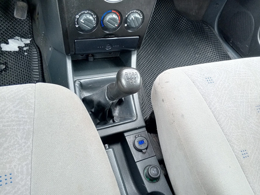 Lada (ВАЗ) Priora, 2007г., передний привод, механика