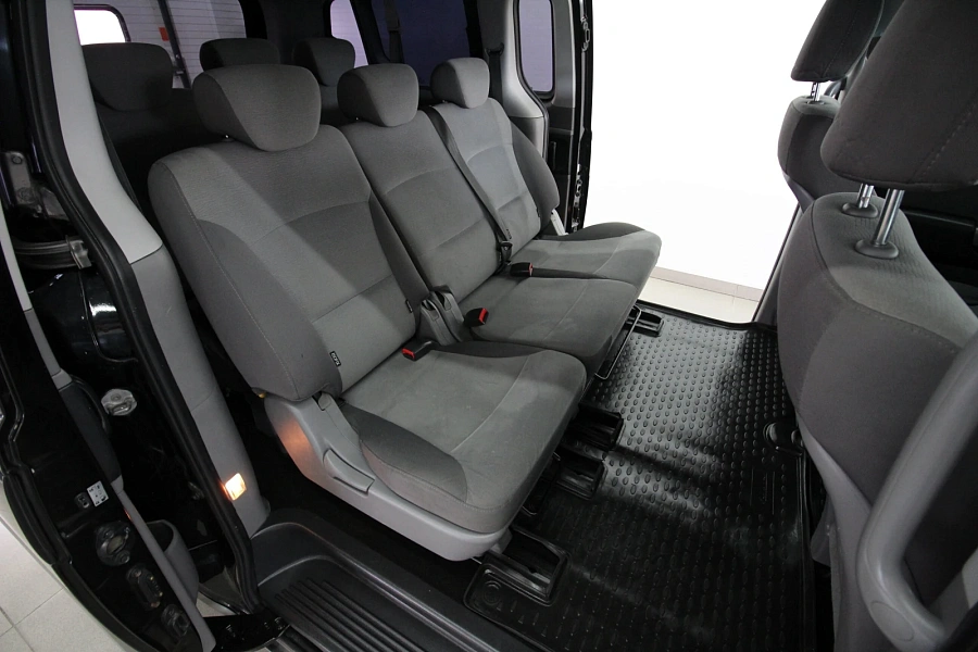 Hyundai , 2014г., задний привод, автомат