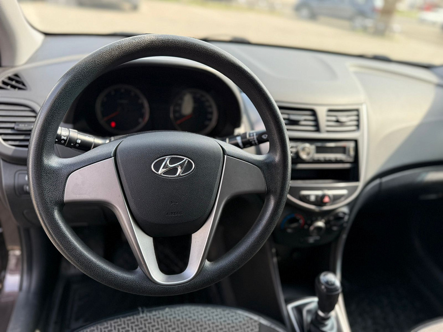 Hyundai Solaris, 2016г., передний привод, механика