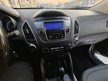 Hyundai ix35, 2010г, полный привод, автомат