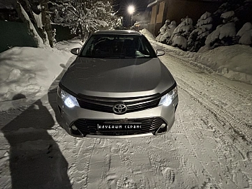 Toyota Camry, 2016г, передний привод, автомат