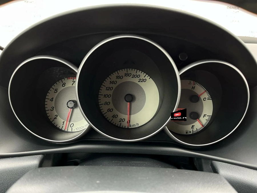 Mazda 3, 2008г., передний привод, механика